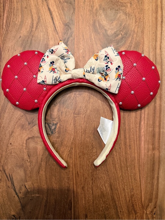 Disney Accessories - Faux Leather Disney Epcot Italy Minnie Mouse Ears